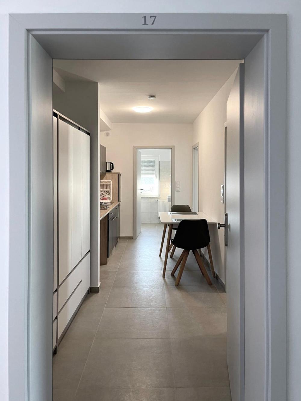 Board Inn - Haus Regensburg Dış mekan fotoğraf